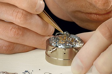 哈尔滨爱彼手表镶钻表带维修