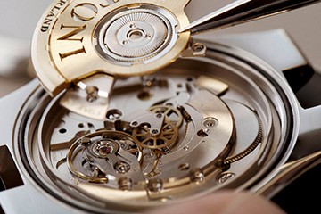 哈尔滨爱彼镶钻表带维修